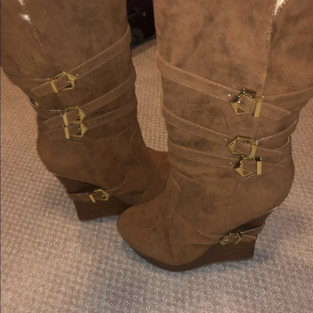 Doll house tan boots size 8.5